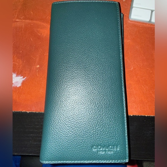 Coach Men’s Breast Pocket Wallet - Picture 1 of 5